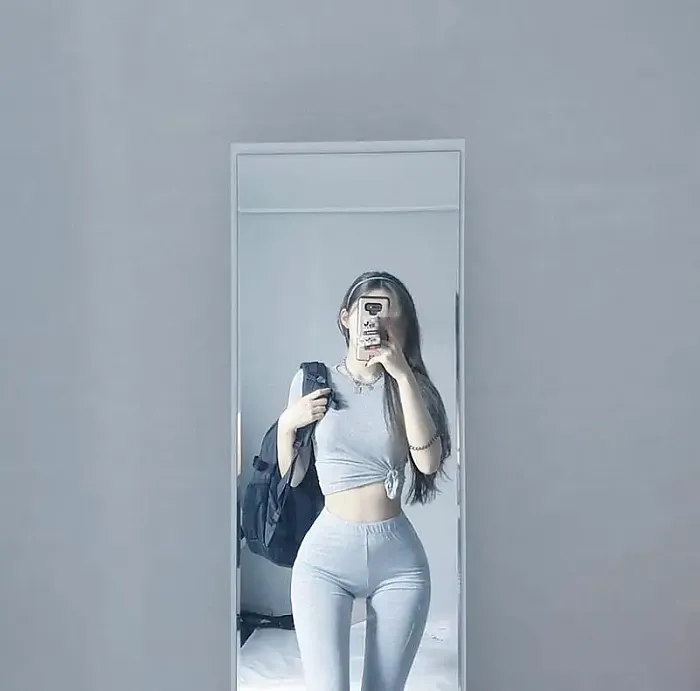 거울 골반인증녀